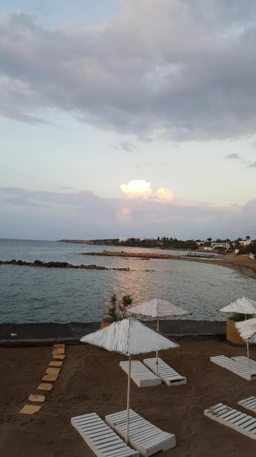 Topset Hotel Agios Georgios  Екстер'єр фото