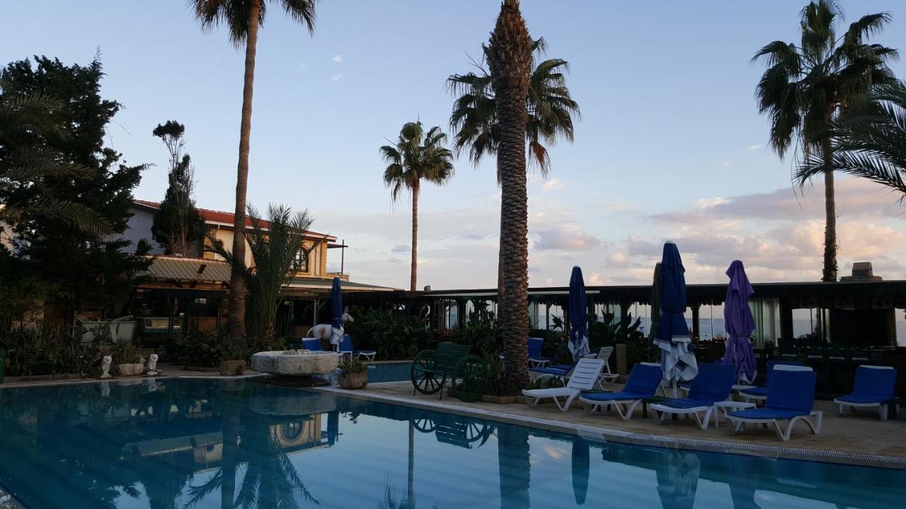 Topset Hotel Agios Georgios  Екстер'єр фото