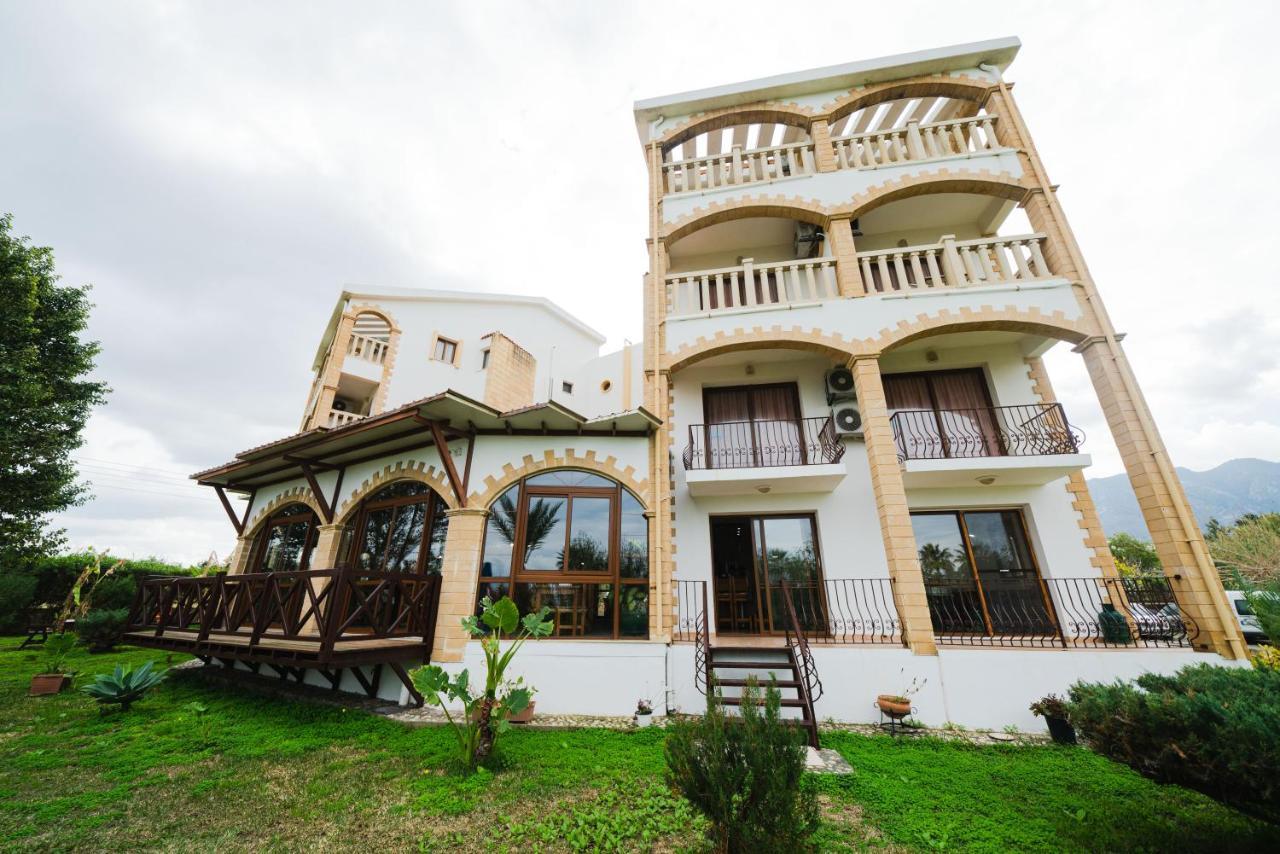 Topset Hotel Agios Georgios  Екстер'єр фото