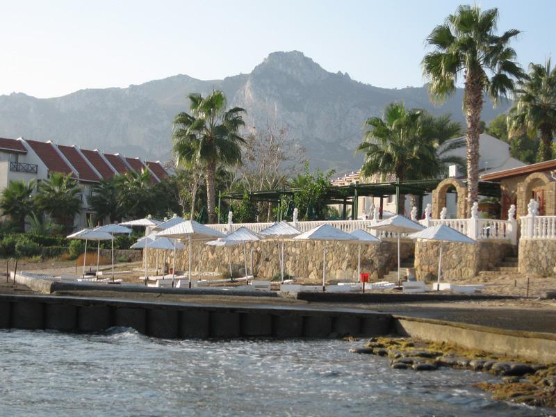 Topset Hotel Agios Georgios  Екстер'єр фото